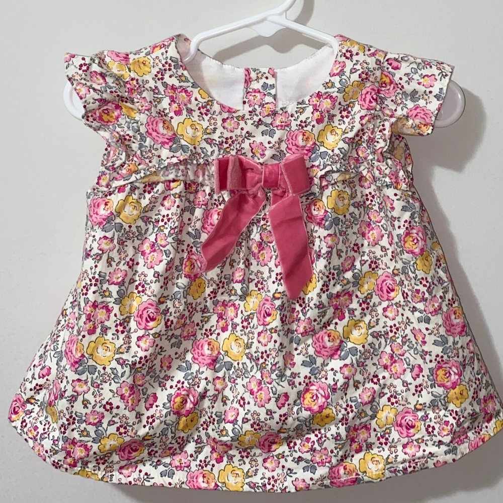 Pink floral top 18M